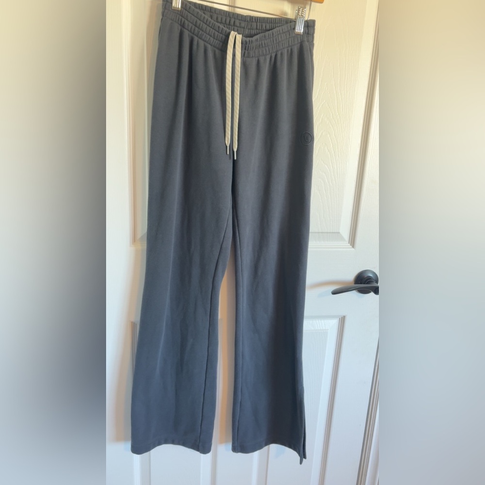 Vuori Sedona wide leg sweat pants/xs - Picture 3 of 7